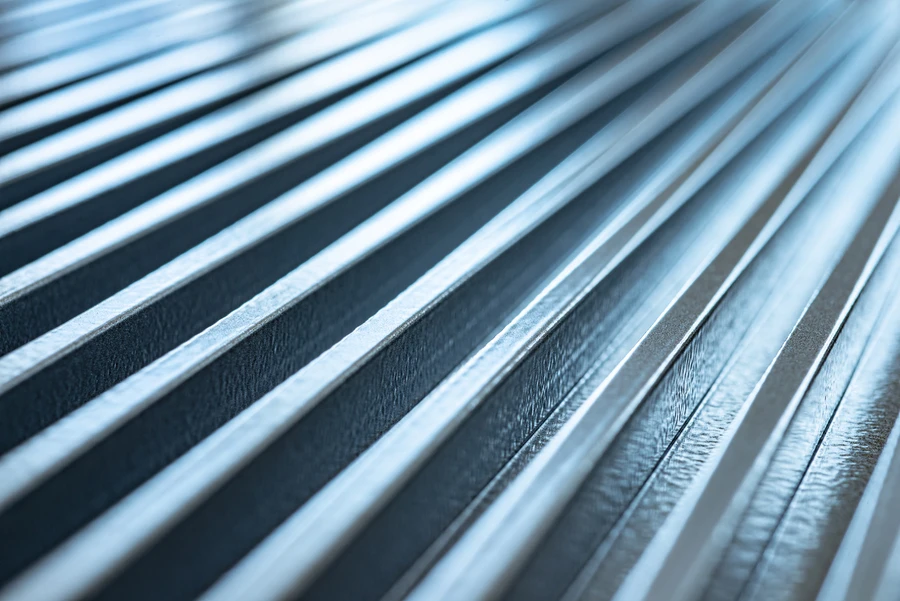 El aluminio composite es un material para carteles exteriores | Arias Comunicación